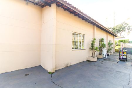 Apartamento para alugar com 42m², 2 quartos e 1 vaga Apartamento para alugar com 42m², 2 quartos e 1 vagaÁrea comum - Salão de festas