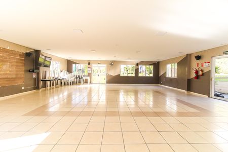 Apartamento para alugar com 42m², 2 quartos e 1 vaga Apartamento para alugar com 42m², 2 quartos e 1 vagaÁrea comum - Salão de festas