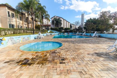 Apartamento para alugar com 42m², 2 quartos e 1 vaga Apartamento para alugar com 42m², 2 quartos e 1 vagaÁrea comum - Piscina