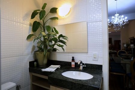 Banheiro 1 de apartamento à venda com 3 quartos, 115m² em Savassi, Belo Horizonte