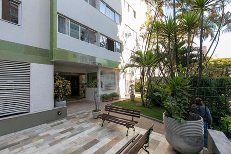 VISTA DA PORTARIA de apartamento para alugar com 3 quartos, 100m² em Cambuí, Campinas