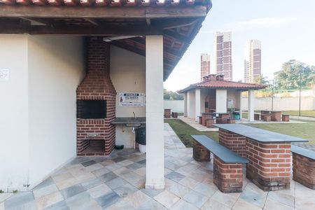 Área comum - Churrasqueira de apartamento para alugar com 2 quartos, 45m² em Vila Mogilar, Mogi das Cruzes
