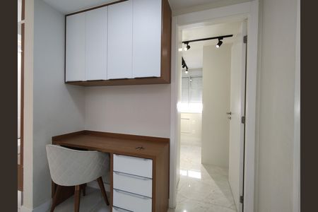 Apartamento para alugar com 70m², 3 quartos e 1 vagaEscritório