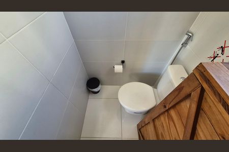 Apartamento à venda com 85m², 2 quartos e 2 vagasBanheiro 