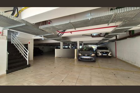 Garagem  de apartamento à venda com 3 quartos, 100m² em Vila Assunção, Santo André