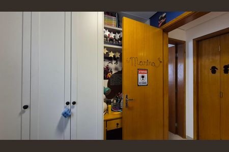 Apartamento à venda com 85m², 2 quartos e 2 vagasQuarto 2