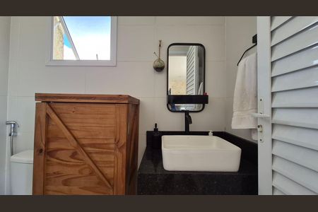 Apartamento à venda com 85m², 2 quartos e 2 vagasBanheiro 
