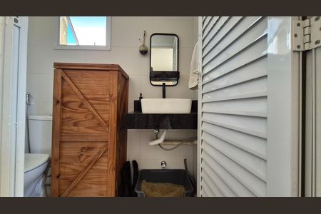 Apartamento à venda com 85m², 2 quartos e 2 vagasBanheiro 