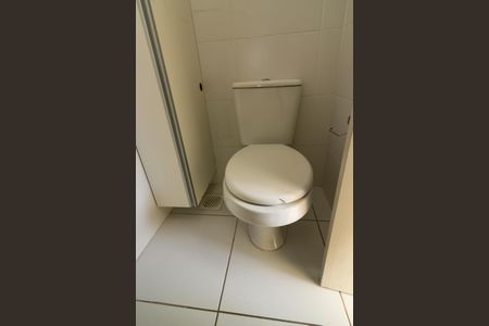 Lavabo de apartamento para alugar com 2 quartos, 58m² em Menino Deus, Porto Alegre