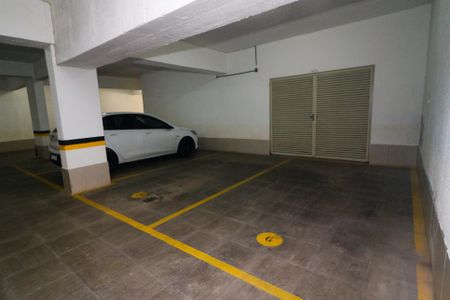 Garagem de apartamento para alugar com 2 quartos, 58m² em Menino Deus, Porto Alegre