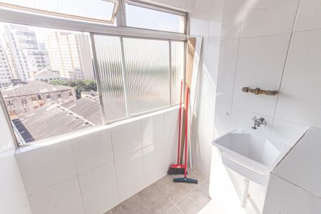 Apartamento à venda com 58m², 2 quartos e 1 vaga Apartamento à venda com 58m², 2 quartos e 1 vagaCozinha e Área de Serviço