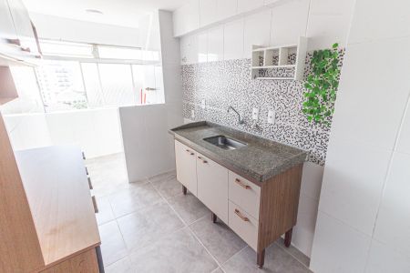 Apartamento à venda com 58m², 2 quartos e 1 vaga Apartamento à venda com 58m², 2 quartos e 1 vagaCozinha e Área de Serviço