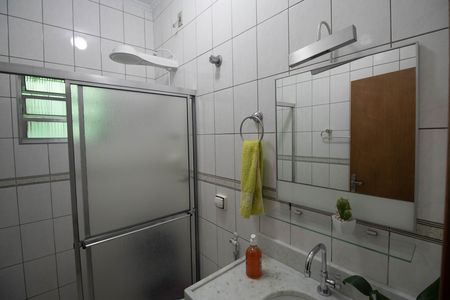 Casa para alugar com 160m², 4 quartos e 2 vagas Casa para alugar com 160m², 4 quartos e 2 vagasBanheiro 2