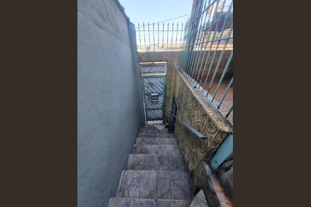 Entrada Social de casa para alugar com 1 quarto, 50m² em Jardim Alvorada, Guarulhos