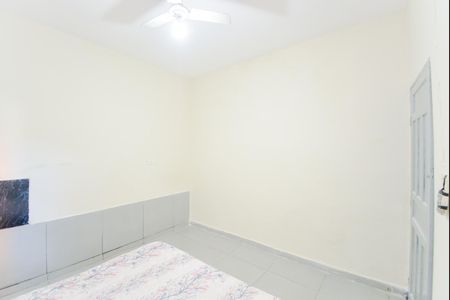 Quarto de casa para alugar com 1 quarto, 50m² em Jardim Alvorada, Guarulhos