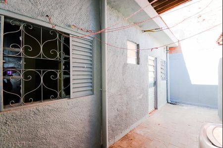 Casa para alugar com 50m², 1 quarto e sem vagaÁrea de Serviço
