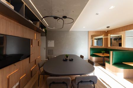 Apartamento à venda com 142m², 3 quartos e 2 vagas Apartamento à venda com 142m², 3 quartos e 2 vagasÁrea Comum