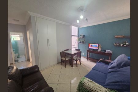 Apartamento à venda com 2 quartos, 45m² em Nova Floresta, Belo Horizonte