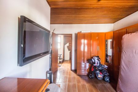Casa à venda com 125m², 1 quarto e 2 vagas Casa à venda com 125m², 1 quarto e 2 vagasSuíte