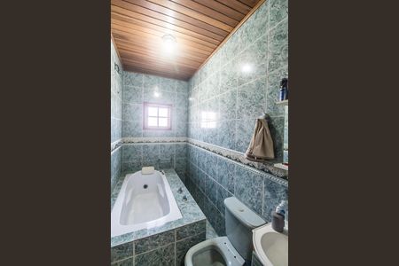 Casa à venda com 125m², 1 quarto e 2 vagas Casa à venda com 125m², 1 quarto e 2 vagasBanheiro da Suíte