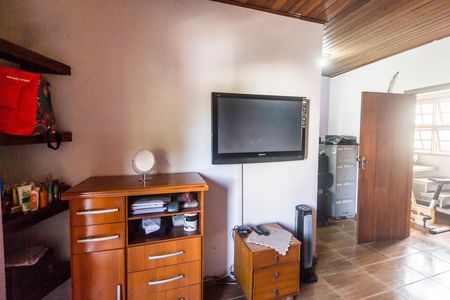 Casa à venda com 125m², 1 quarto e 2 vagas Casa à venda com 125m², 1 quarto e 2 vagasSuíte