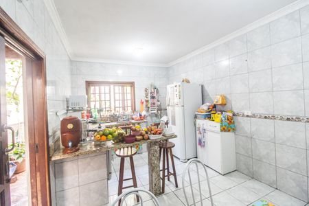 Casa à venda com 125m², 1 quarto e 2 vagas Casa à venda com 125m², 1 quarto e 2 vagasCozinha
