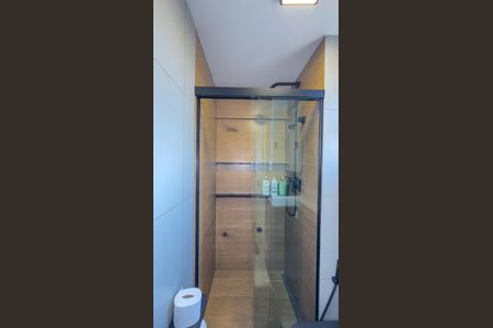 Banheiro de kitnet/studio à venda com 1 quarto, 31m² em Santo Amaro, São Paulo