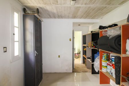 Área externa de casa à venda com 2 quartos, 149m² em Niterói, Canoas