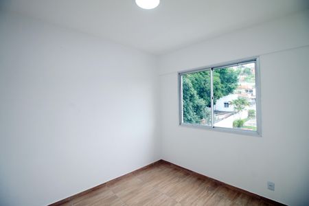 Apartamento à venda com 56m², 2 quartos e 1 vagaQuarto 2