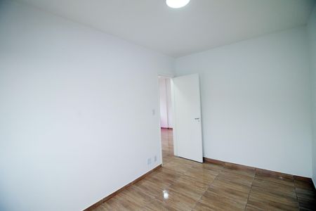 Quarto 1 de apartamento à venda com 2 quartos, 56m² em Vaz Lobo, Rio de Janeiro