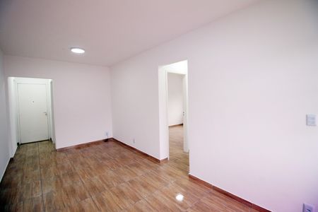 Apartamento à venda com 56m², 2 quartos e 1 vagaSala