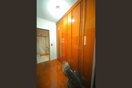 Casa para alugar com 182m², 2 quartos e 1 vagaCloset da Suíte 