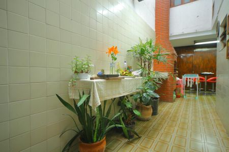 Casa para alugar com 182m², 2 quartos e 1 vagaQuintal 