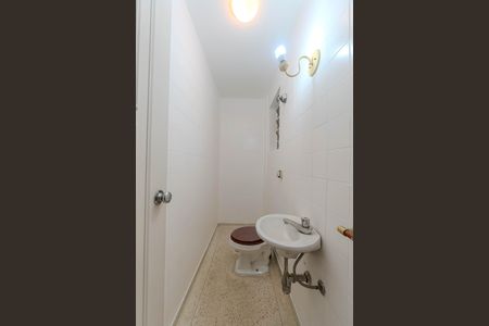 Apartamento para alugar com 130m², 3 quartos e 1 vaga Apartamento para alugar com 130m², 3 quartos e 1 vagaLavabo