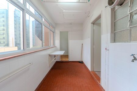 Apartamento para alugar com 130m², 3 quartos e 1 vaga Apartamento para alugar com 130m², 3 quartos e 1 vagaÁrea de Serviço