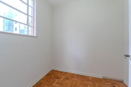 Apartamento para alugar com 130m², 3 quartos e 1 vaga Apartamento para alugar com 130m², 3 quartos e 1 vagaQuarto de Serviço