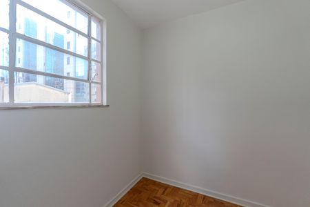 Apartamento para alugar com 130m², 3 quartos e 1 vaga Apartamento para alugar com 130m², 3 quartos e 1 vagaQuarto de Serviço