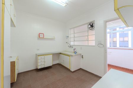 Cozinha de apartamento para alugar com 3 quartos, 130m² em Bela Vista, São Paulo