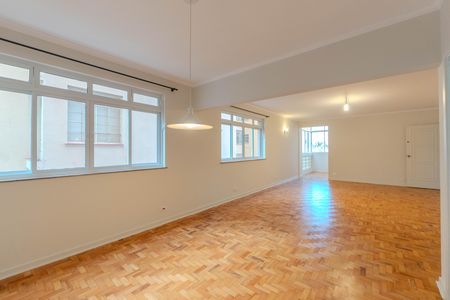 Apartamento para alugar com 130m², 3 quartos e 1 vaga Apartamento para alugar com 130m², 3 quartos e 1 vagaSala
