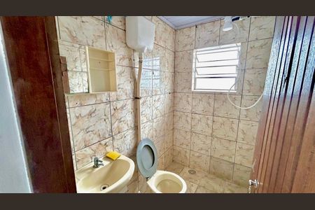 Casa para alugar com 55m², 1 quarto e sem vaga Casa para alugar com 55m², 1 quarto e sem vagaBanheiro