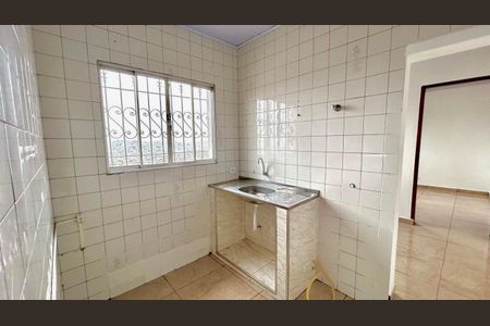 Casa para alugar com 55m², 1 quarto e sem vaga Casa para alugar com 55m², 1 quarto e sem vagaCozinha