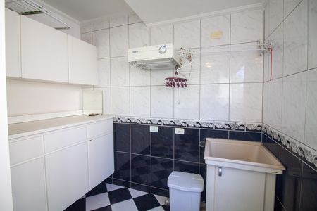 Apartamento para alugar com 78m², 1 quarto e 1 vaga Apartamento para alugar com 78m², 1 quarto e 1 vagaÁrea de Serviço
