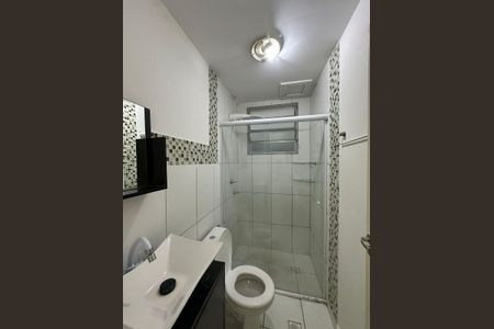 Banheiro de apartamento à venda com 2 quartos, 50m² em Gramadão, Jundiaí