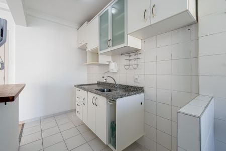 Apartamento à venda com 54m², 2 quartos e 1 vaga Apartamento à venda com 54m², 2 quartos e 1 vagaCozinha e Área de Serviço