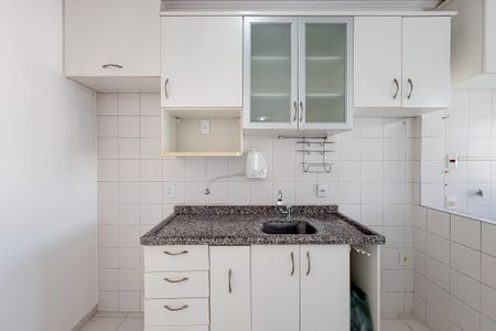 Apartamento à venda com 54m², 2 quartos e 1 vaga Apartamento à venda com 54m², 2 quartos e 1 vagaCozinha e Área de Serviço