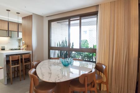 Apartamento à venda com 88m², 3 quartos e 2 vagas Apartamento à venda com 88m², 3 quartos e 2 vagasSala de Jantar