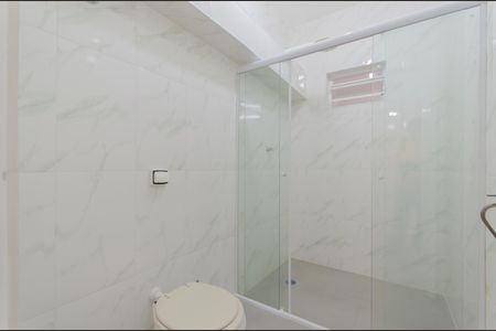 Casa para alugar com 120m², 3 quartos e 1 vaga Casa para alugar com 120m², 3 quartos e 1 vagaBanheiro 2