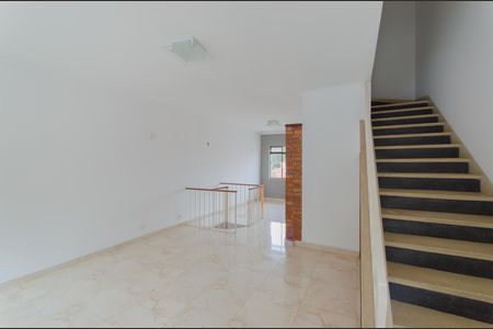 Casa para alugar com 120m², 3 quartos e 1 vaga Casa para alugar com 120m², 3 quartos e 1 vagaSala 1