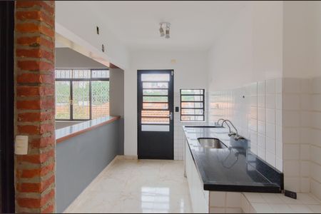 Casa para alugar com 120m², 3 quartos e 1 vaga Casa para alugar com 120m², 3 quartos e 1 vagaCozinha
