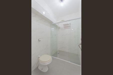 Casa para alugar com 120m², 3 quartos e 1 vaga Casa para alugar com 120m², 3 quartos e 1 vagaBanheiro 2